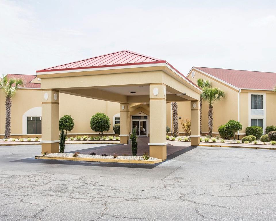 Comfort Inn & Suites Walterboro I-95 מראה חיצוני תמונה