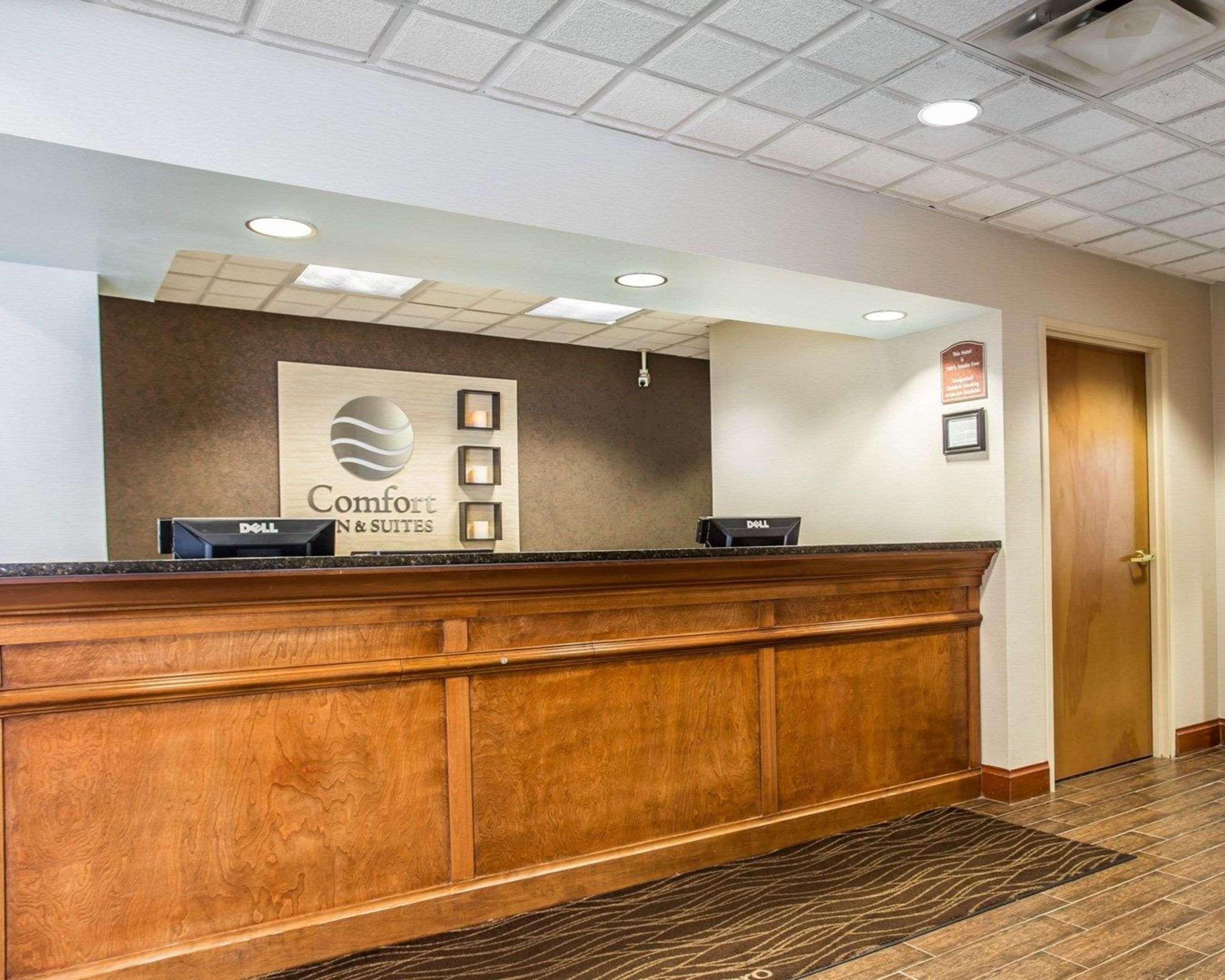 Comfort Inn & Suites Walterboro I-95 מראה חיצוני תמונה