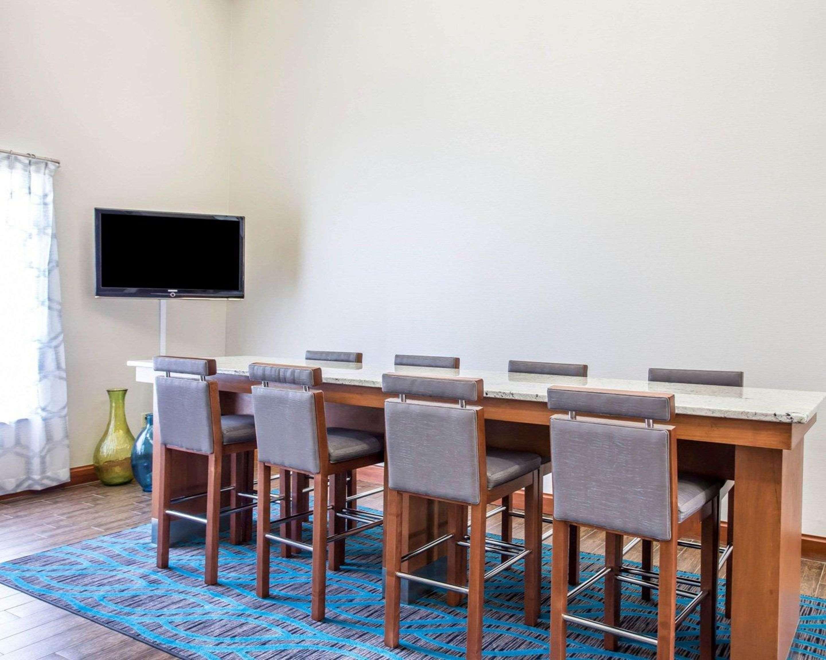 Comfort Inn & Suites Walterboro I-95 מראה חיצוני תמונה