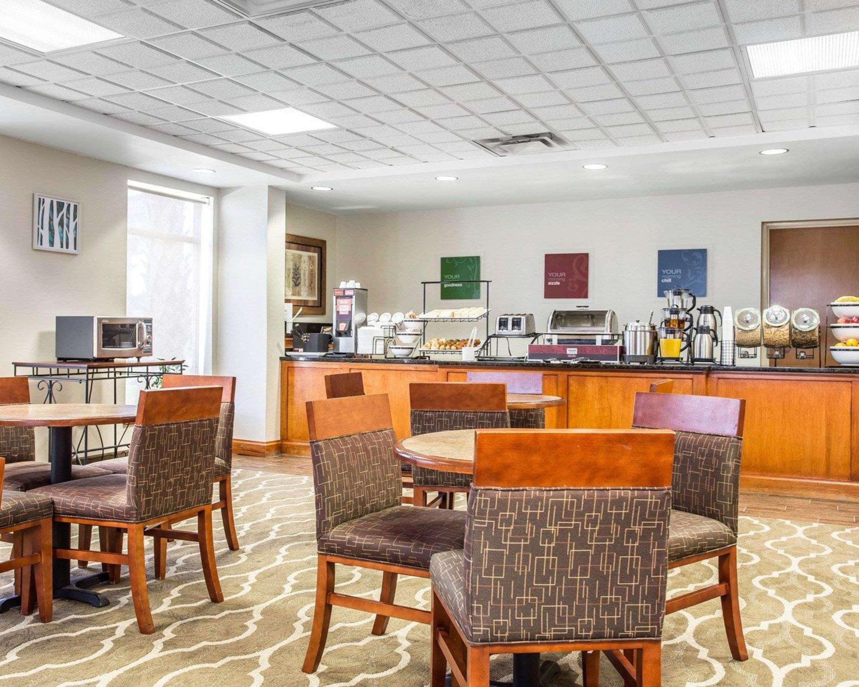 Comfort Inn & Suites Walterboro I-95 מראה חיצוני תמונה