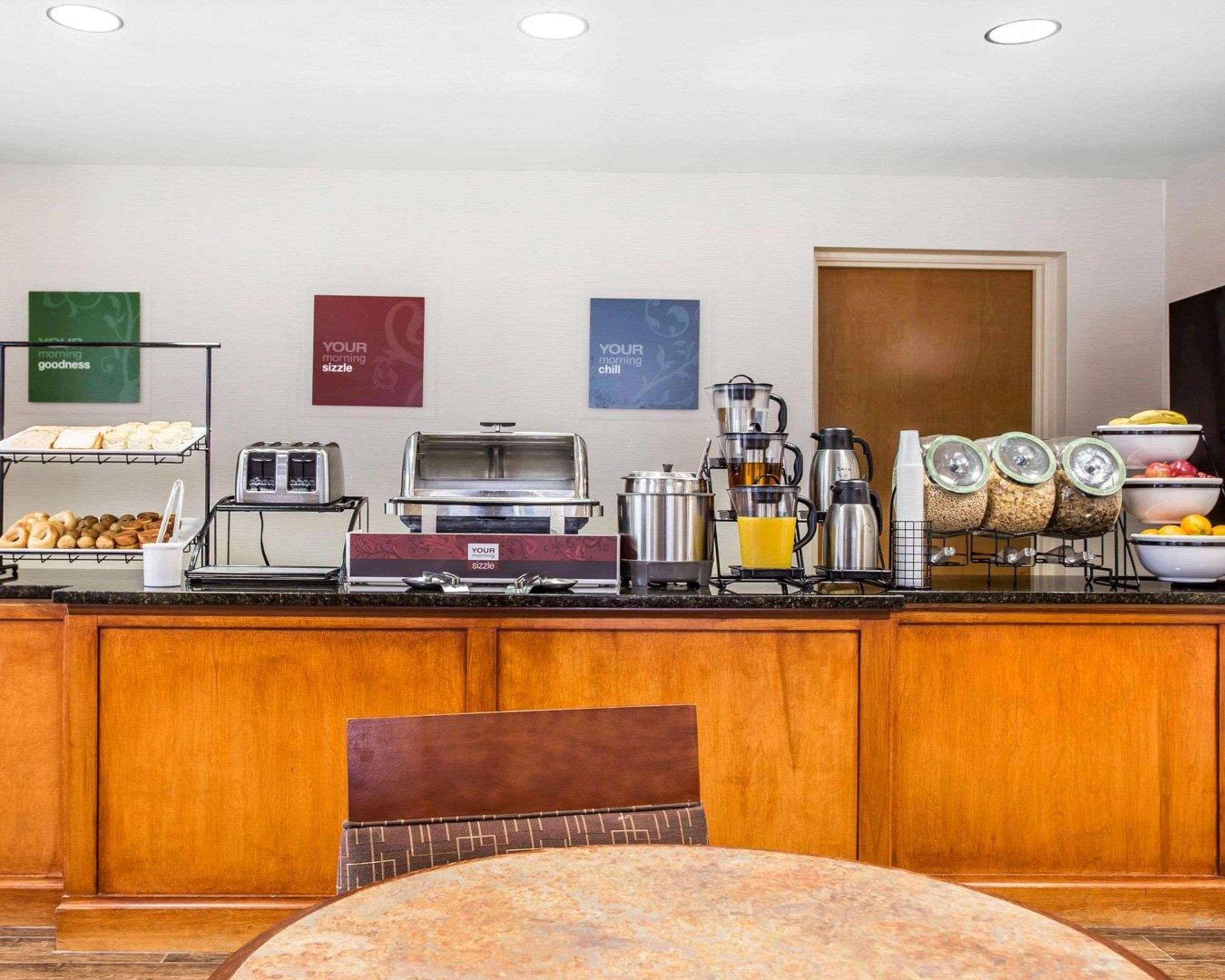 Comfort Inn & Suites Walterboro I-95 מראה חיצוני תמונה